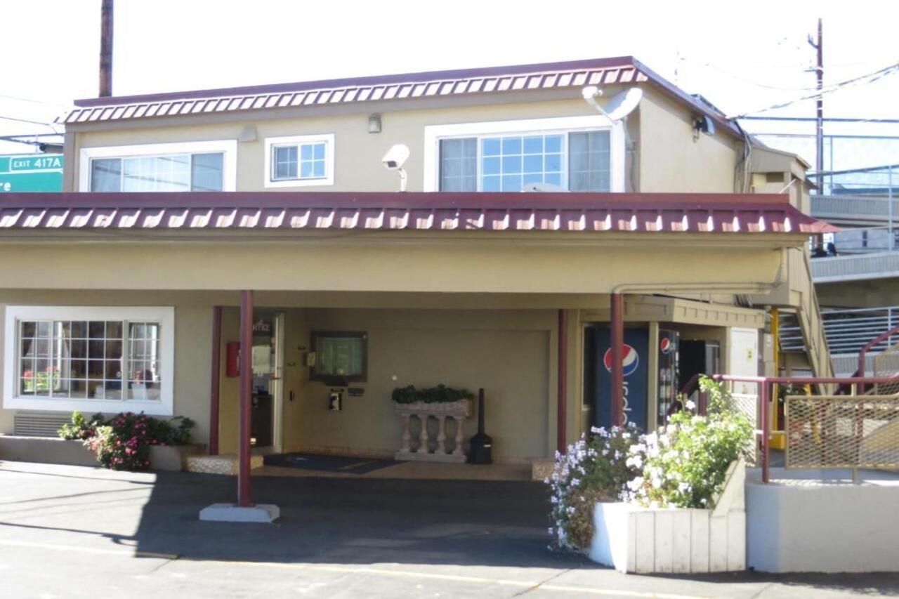 Inn At Bayshore San Mateo Buitenkant foto